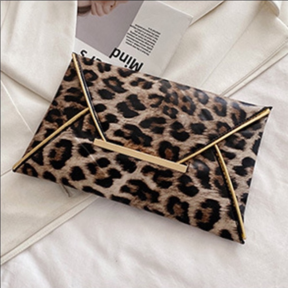 NEW * Leopard Clutch Bag